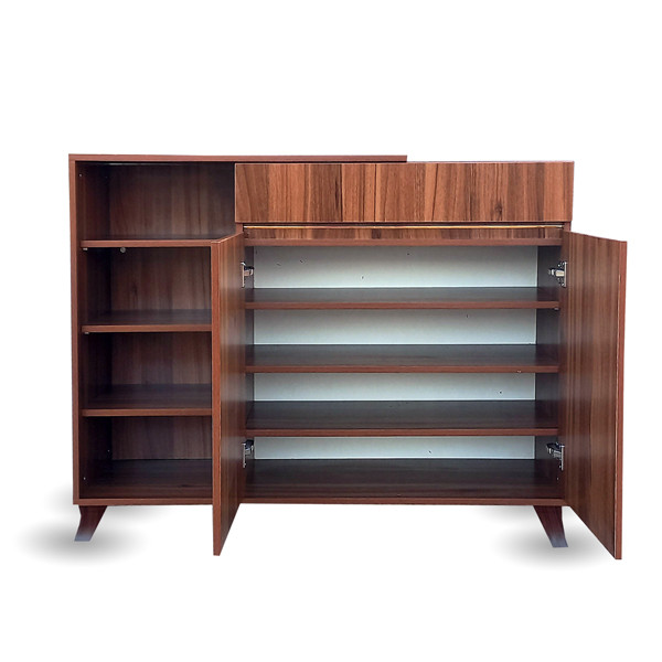 نمای روبرو درب باز